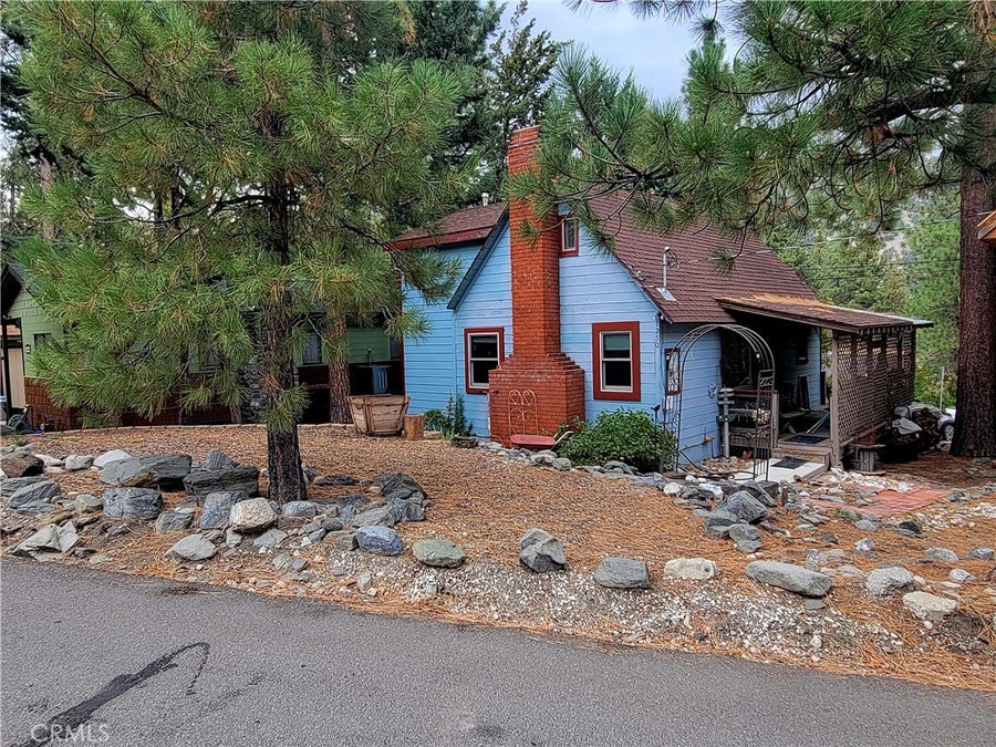 Property photo for 1250 Lark, Wrightwood, CA