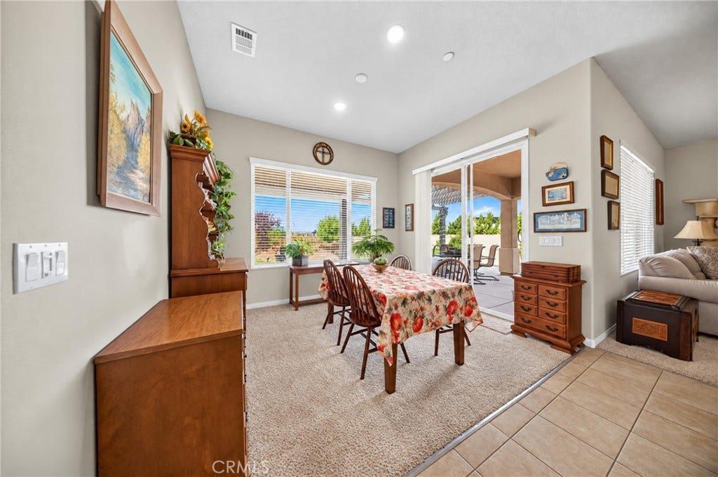 19358 Glaslyn Court, Apple Valley, CA 92308
