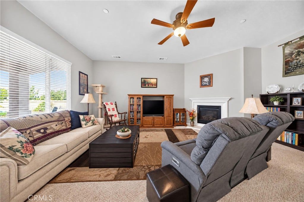 19358 Glaslyn Court, Apple Valley, CA 92308