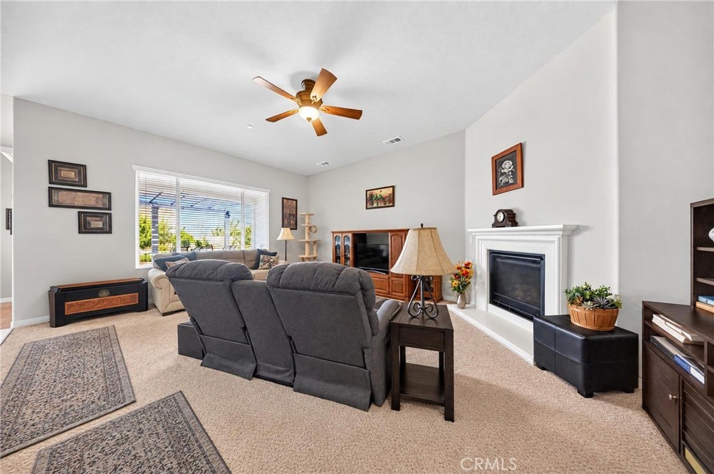 19358 Glaslyn Court, Apple Valley, CA 92308