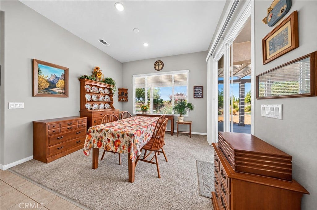 19358 Glaslyn Court, Apple Valley, CA 92308