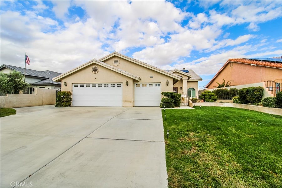 Property photo for 13325 Riverview, Victorville, CA