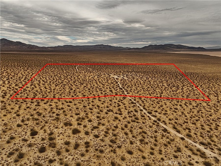 Property photo for 700 Hoffman Road, Hinkley, CA