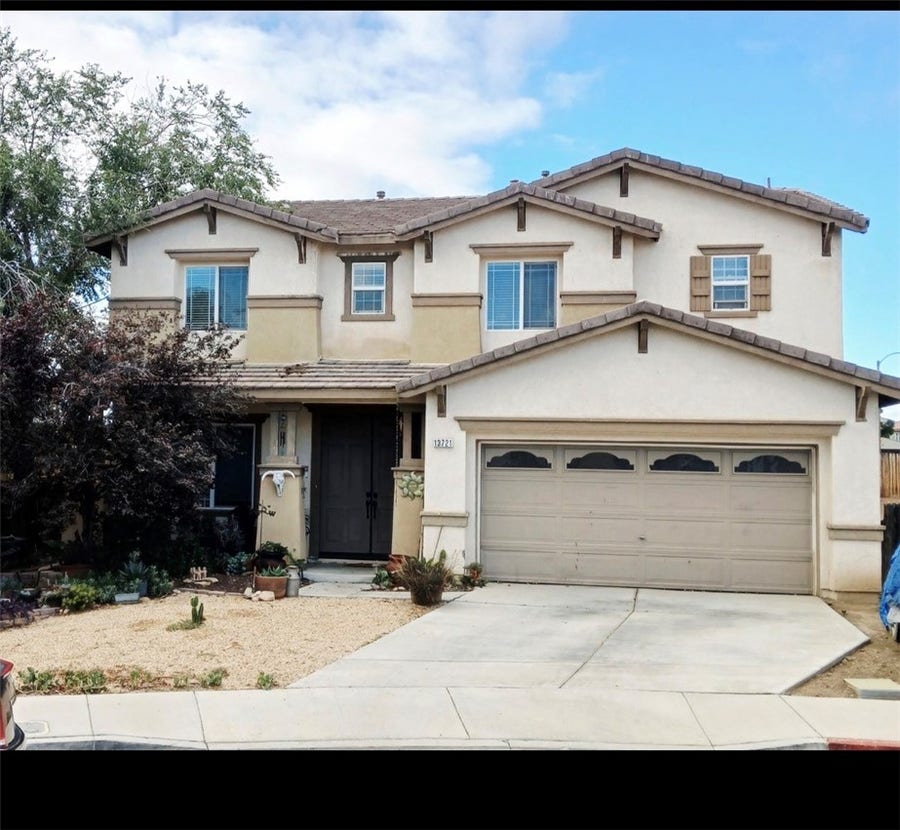 Property photo for 13721 Gobi Court, Victorville, CA