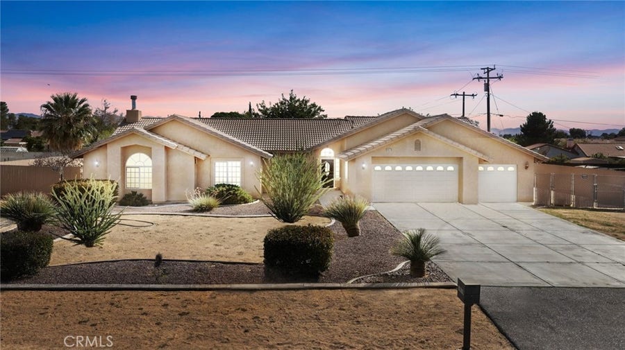 Property photo for 19979 Seneca, Apple Valley, CA