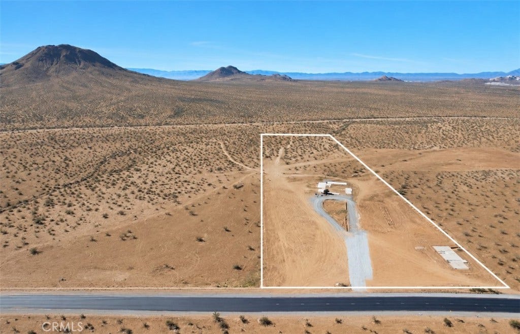 19823 Johnson Road, Apple Valley, CA 92307 19823 Johnson Road, Apple Valley, CA 92307
