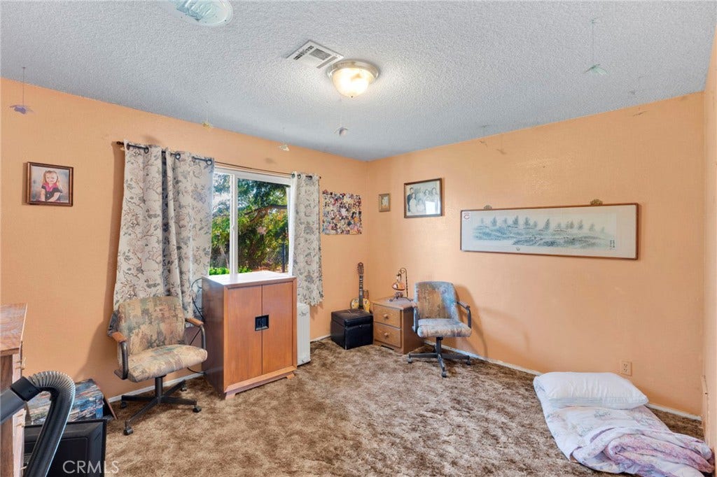 16167 Chestnut, Hesperia, CA 92345 16167 Chestnut, Hesperia, CA 92345