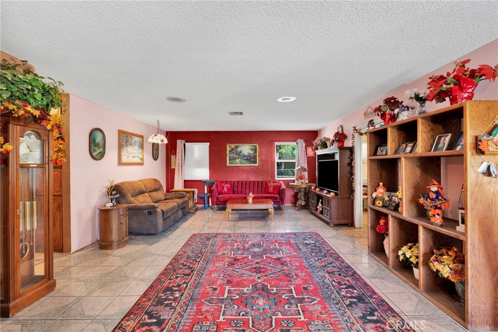16167 Chestnut, Hesperia, CA 92345 16167 Chestnut, Hesperia, CA 92345
