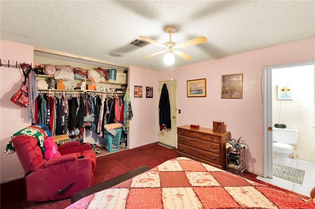 16167 Chestnut, Hesperia, CA 92345 16167 Chestnut, Hesperia, CA 92345