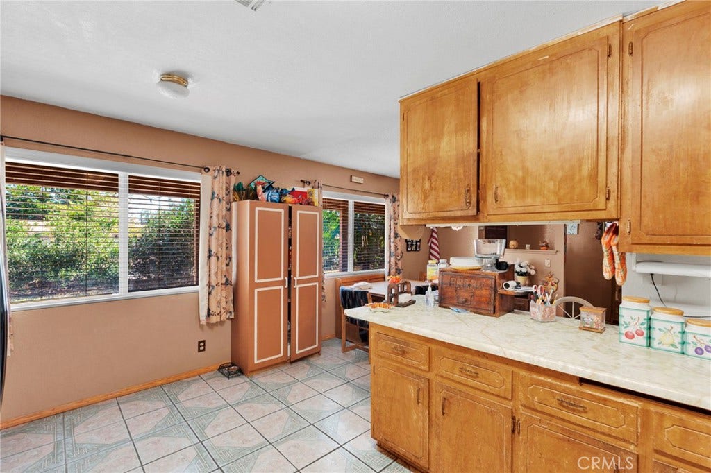 16167 Chestnut, Hesperia, CA 92345 16167 Chestnut, Hesperia, CA 92345