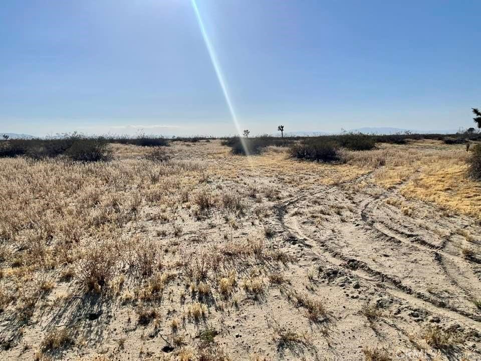 150 E Avenue K12 APN#3362-006-010 Roosevelt, Lancaster, CA 93535 150 E Avenue K12 APN#3362-006-010 Roosevelt, Lancaster, CA 93535