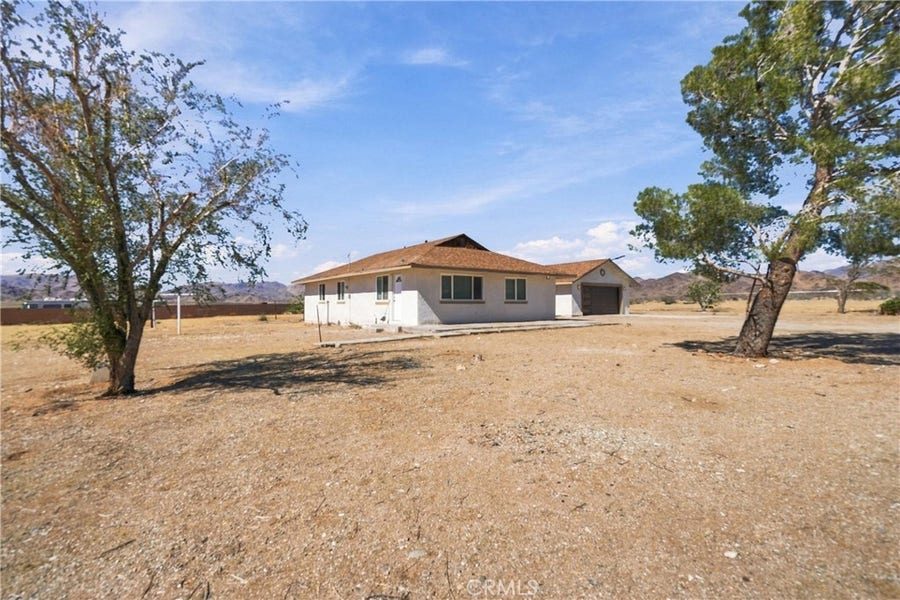 Property photo for 16962 Huff, Lucerne Valley, CA