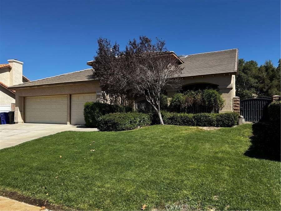 Property photo for 12357 Four Winds ln, Victorville, CA