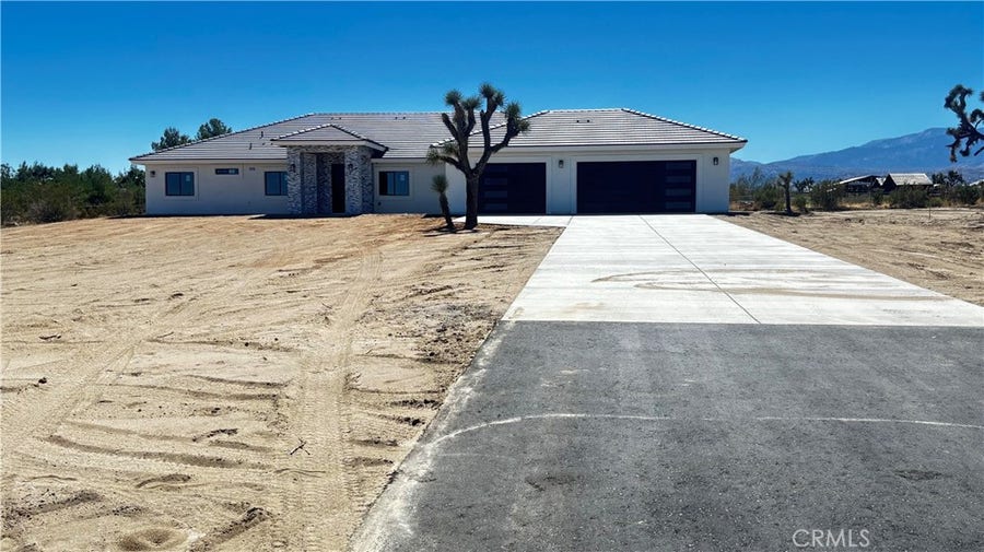 Property photo for 4375 Duncan Rd, Phelan, CA