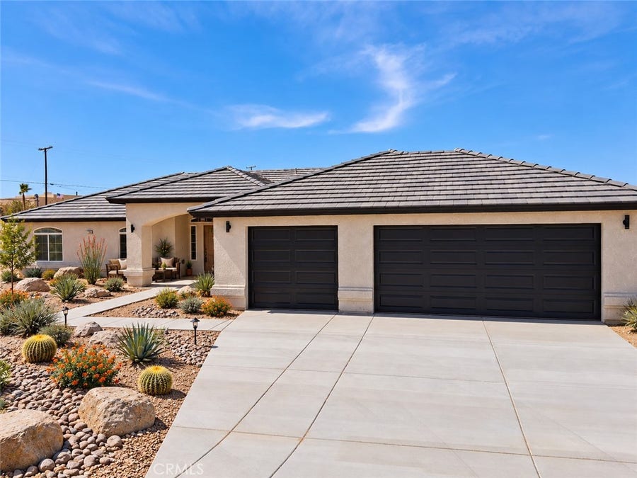 Property photo for 17796 Valencia Street, Hesperia, CA