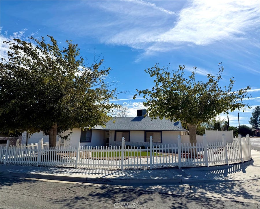 Property photo for 924 Senita, Barstow, CA
