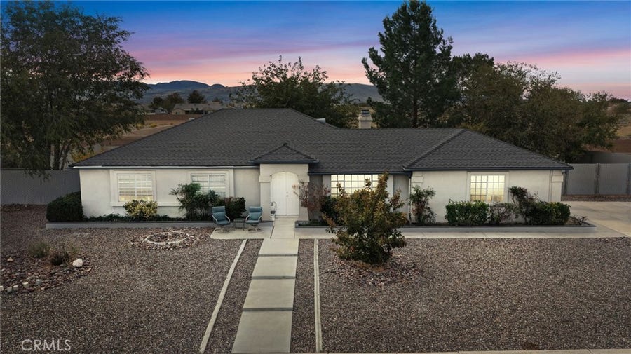 Property photo for 22427 Hurons, Apple Valley, CA