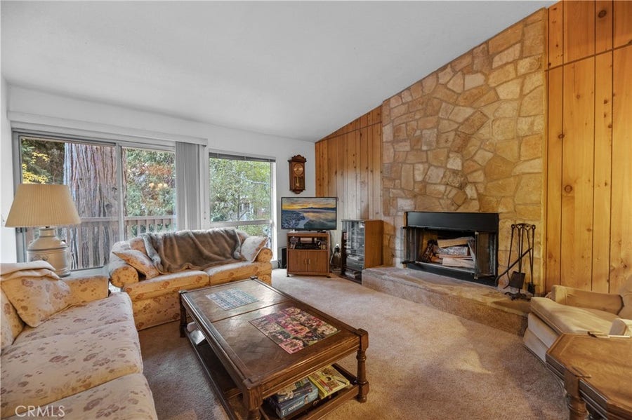 Property photo for 103 Rockledge Lane, Lake Arrowhead, CA