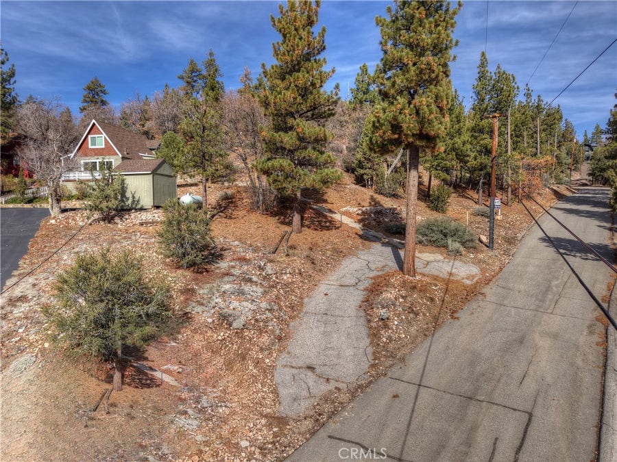 Property photo for 1115 Fawnskin Drive, Fawnskin, CA