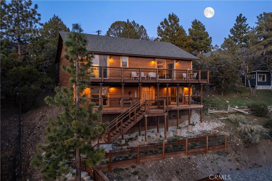 Property photo for 43451 Sheephorn Road, Big Bear Lake, CA
