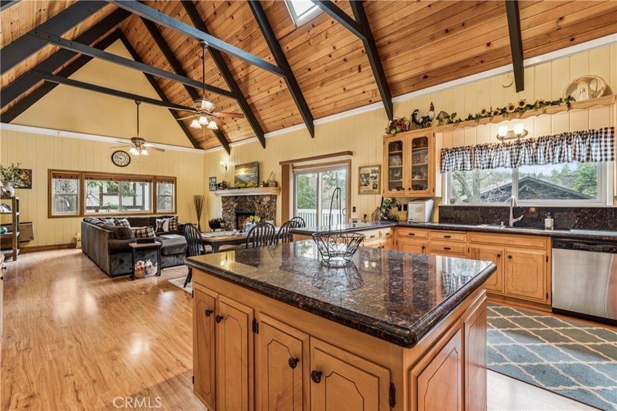 Property photo for 200 Birchwood, Lake Arrowhead, CA
