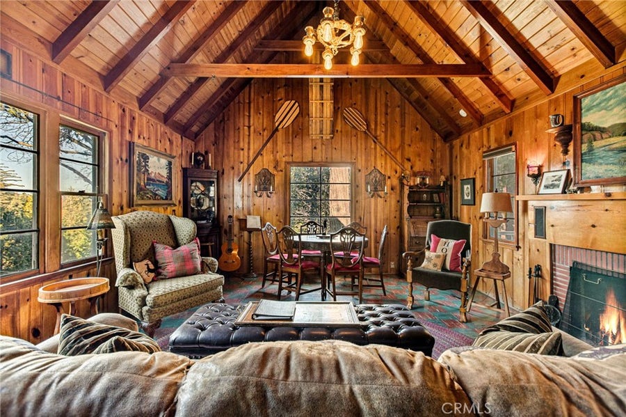 Property photo for 363 Mittry, Lake Arrowhead, CA