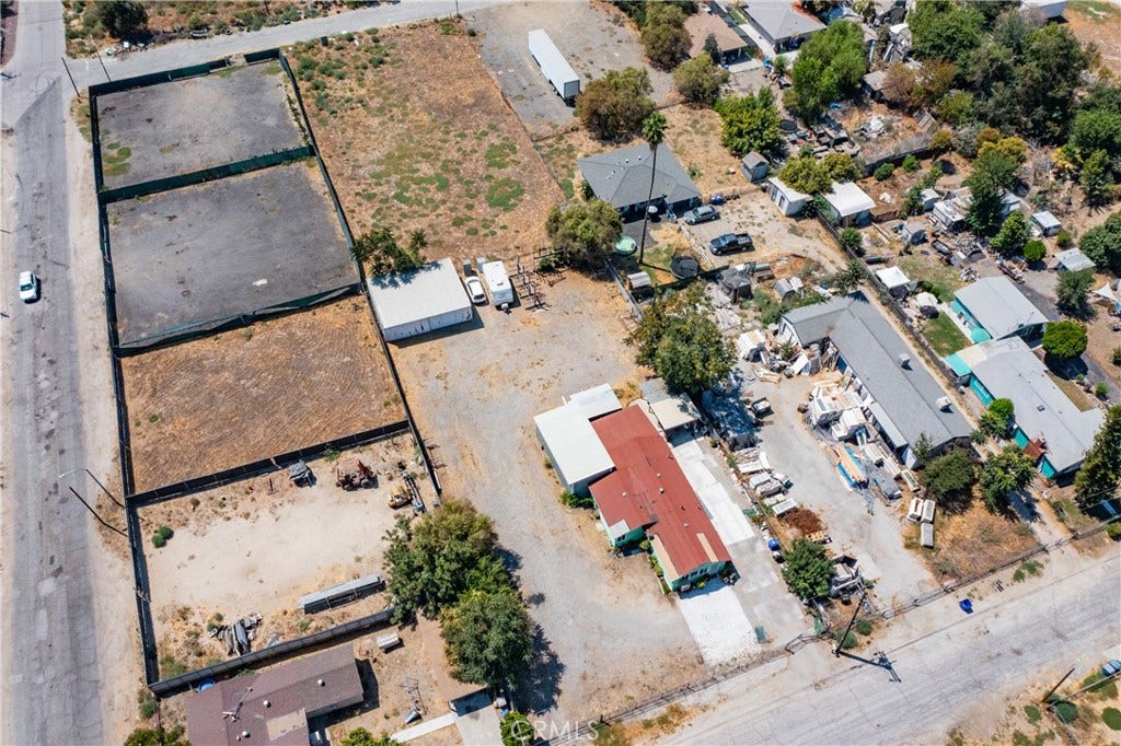603 San Jacinto, San Bernardino, CA 92408 603 San Jacinto, San Bernardino, CA 92408