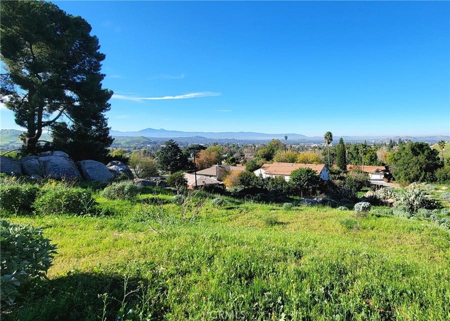 Property photo for 2935 Galaxie Heights Road, Riverside, CA