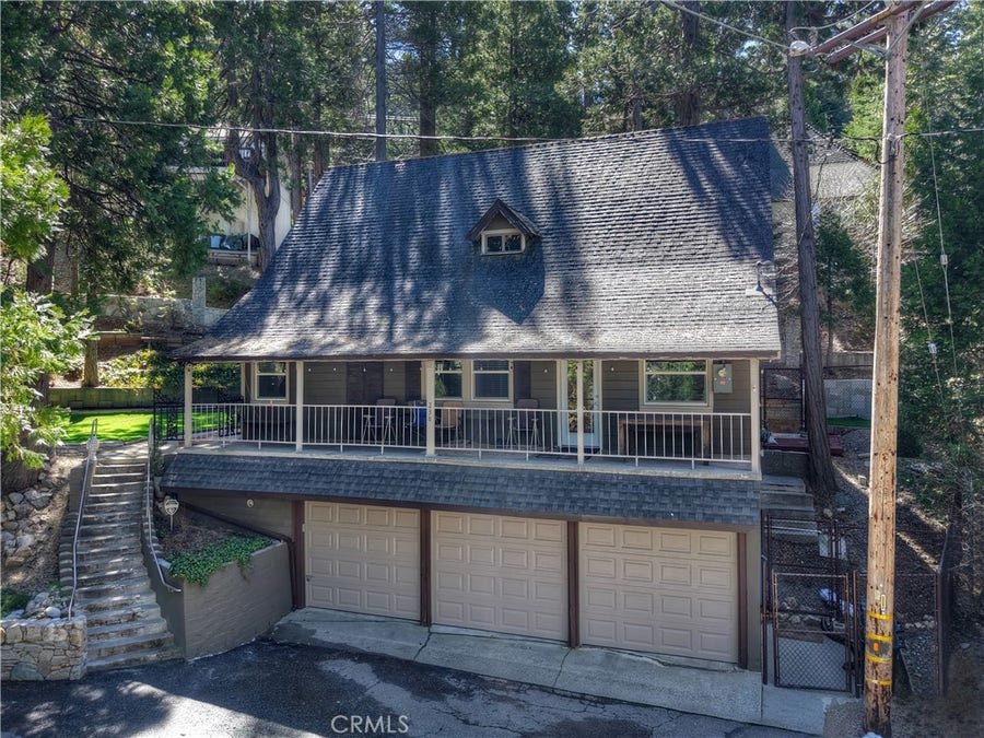 Property photo for 238 Bluebell, Lake Arrowhead, CA
