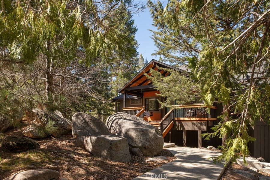 Property photo for 853 Golf Course, Lake Arrowhead, CA