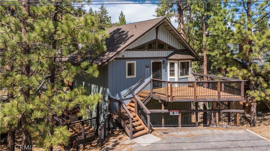 Property photo for 42672 Juniper Drive, Big Bear Lake, CA