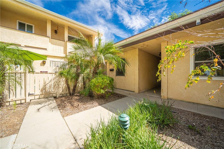 Property photo for 8120 Canby Ave #6, Reseda, CA