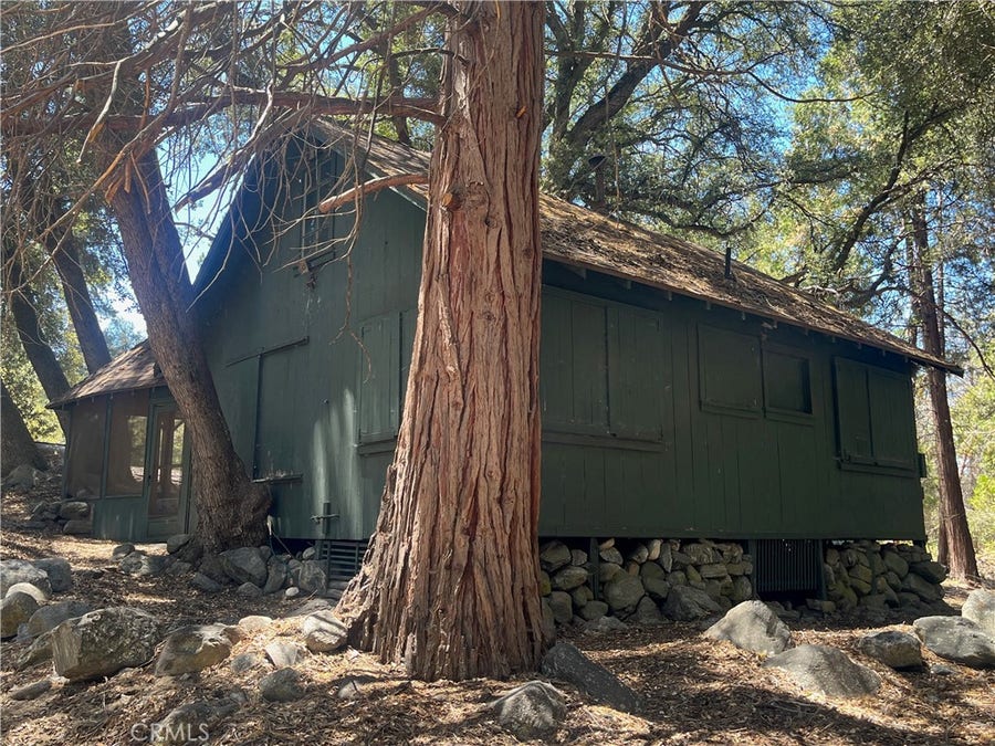 Property photo for 7 Oak Court, #78, Angelus Oaks, CA