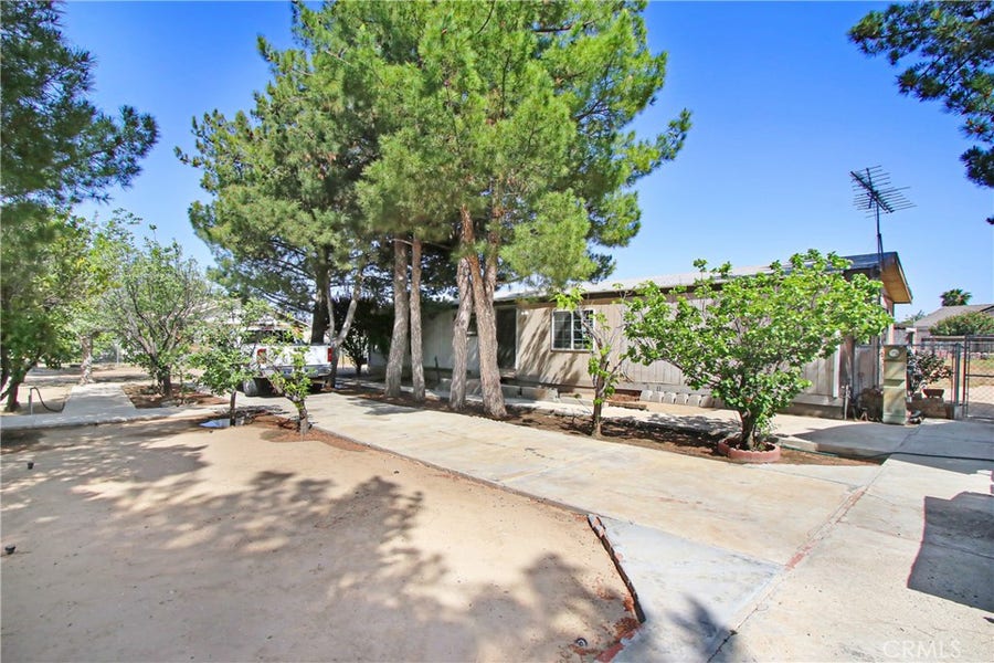 Property photo for 32802 Sheila Lane, Wildomar, CA