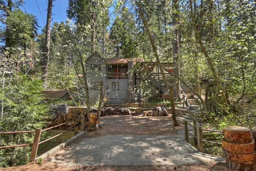 Property photo for 851 Cottage Grove, Lake Arrowhead, CA