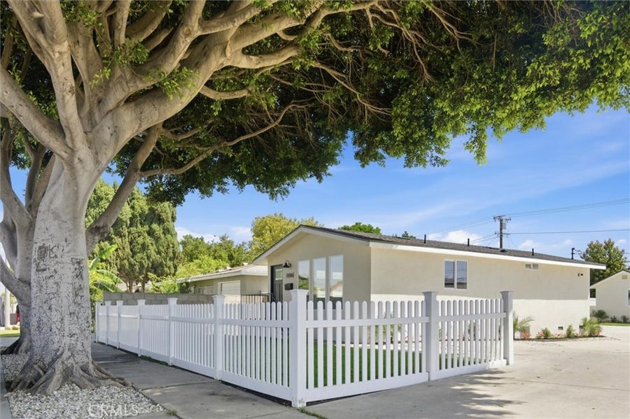 Property photo for 12138 Wright Road, Lynwood, CA