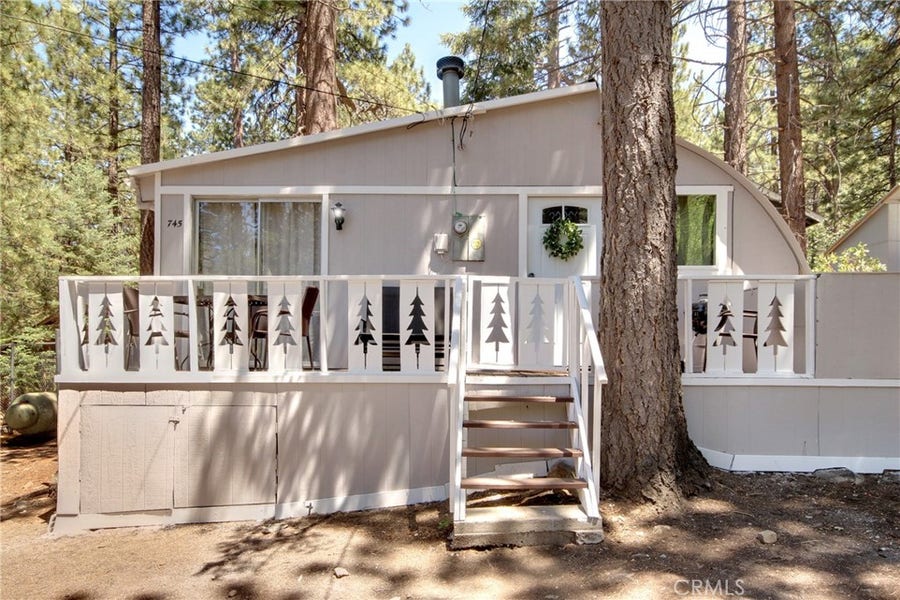 Property photo for 745 Eureka Drive, Big Bear Lake, CA