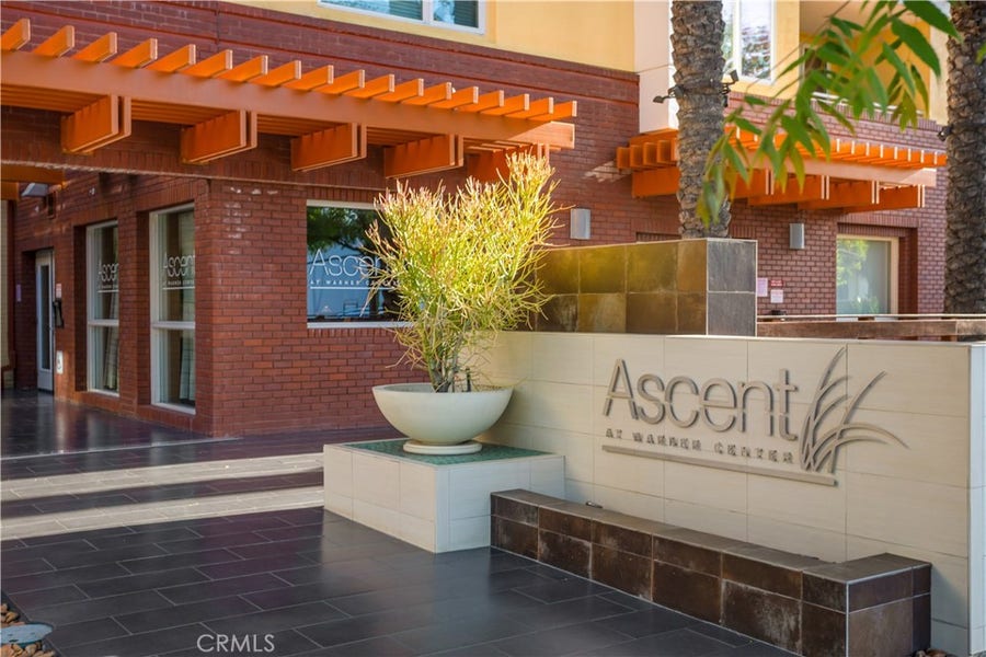 Property photo for 21301 Erwin, #526, Woodland Hills, CA