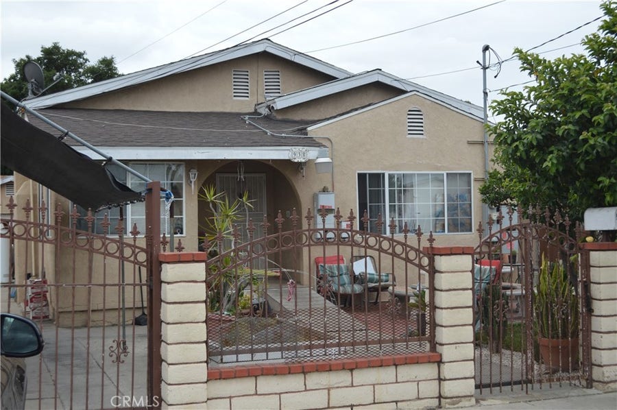 Property photo for 938 S Eastman, Los Angeles, CA