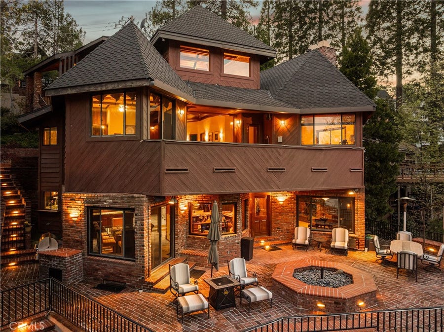 Property photo for 27563 West Shore Road, Lake Arrowhead, CA