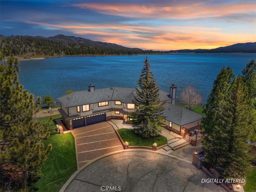 Property photo for 39085 North Shore Drive, Fawnskin, CA