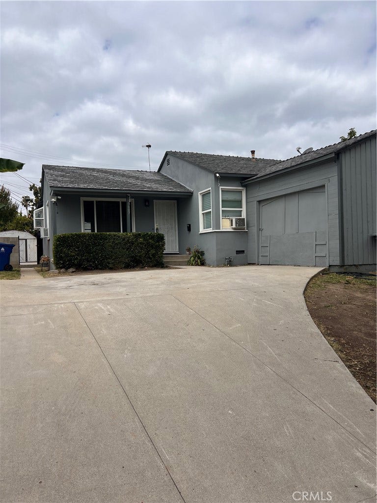 Property photo for 6607 Aura, Reseda, CA