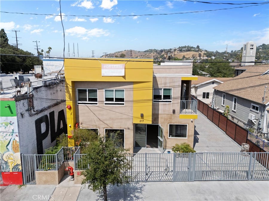 Property photo for 217 W Avenue 37, Los Angeles, CA