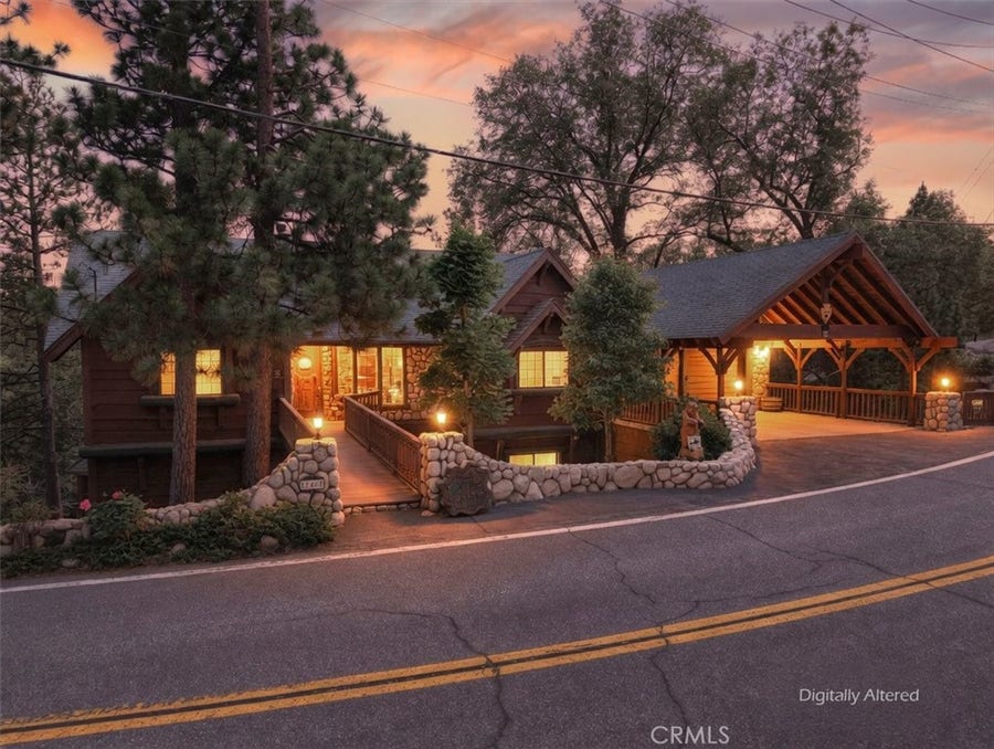 Property photo for 27487 Matterhorn, Lake Arrowhead, CA