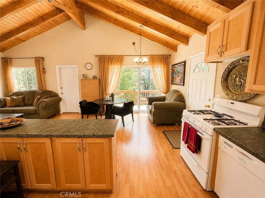 Property photo for 23788 Zuger, Crestline, CA