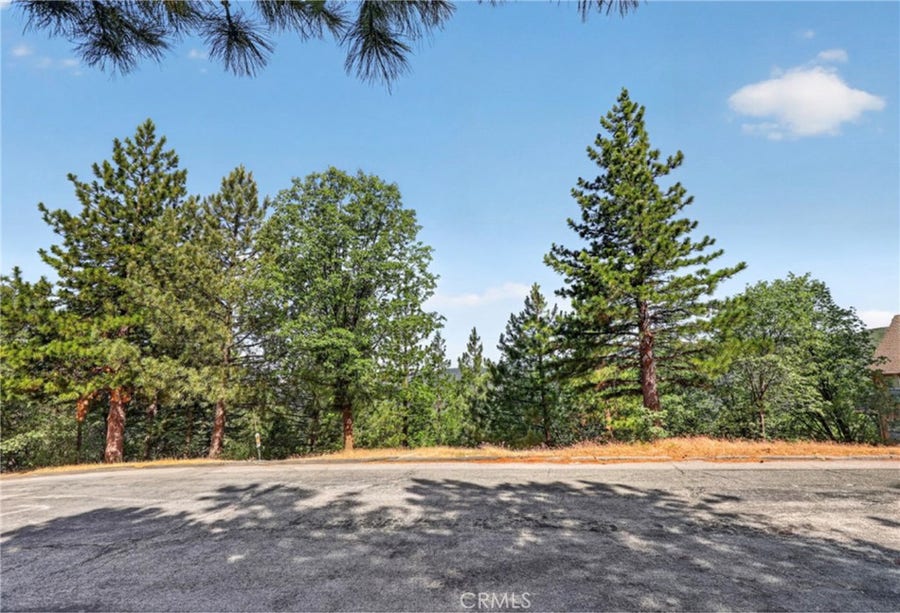 Property photo for 30308 Leprechaun, Running Springs, CA
