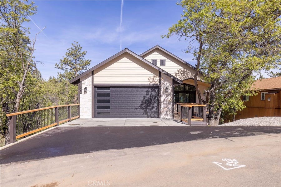 Property photo for 1436 Klamath, Big Bear, CA