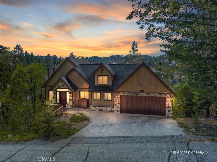 Property photo for 992 Sandalwood, Lake Arrowhead, CA