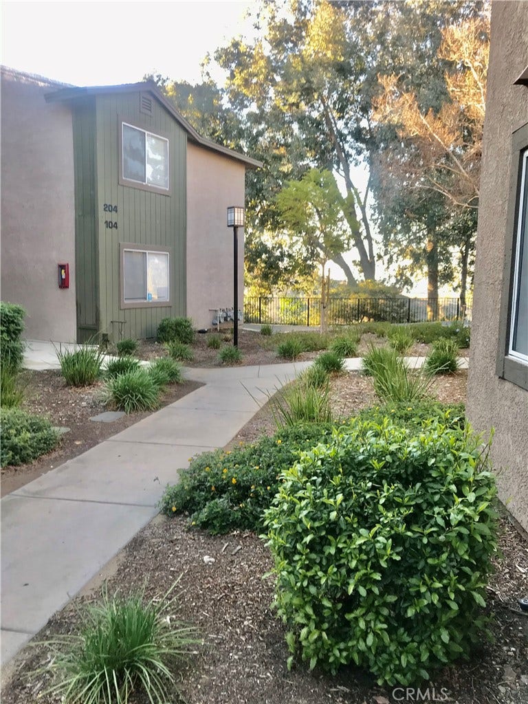 Property photo for 2612 Avenida Del Vista, #203, Corona, CA
