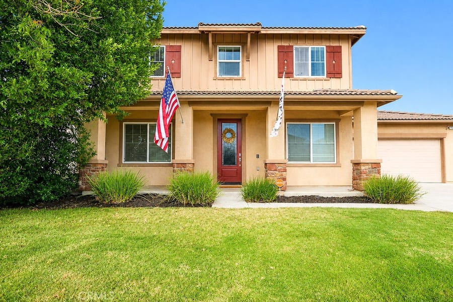 Property photo for 13064 Creekside Way, Moreno Valley, CA